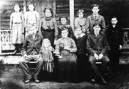 Leondus and Mary Gardner family